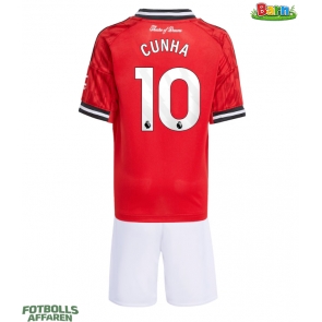 Manchester United Matheus Cunha #10 Hemmaställ Barn 2025-26 Kortärmad (+ Korta byxor)